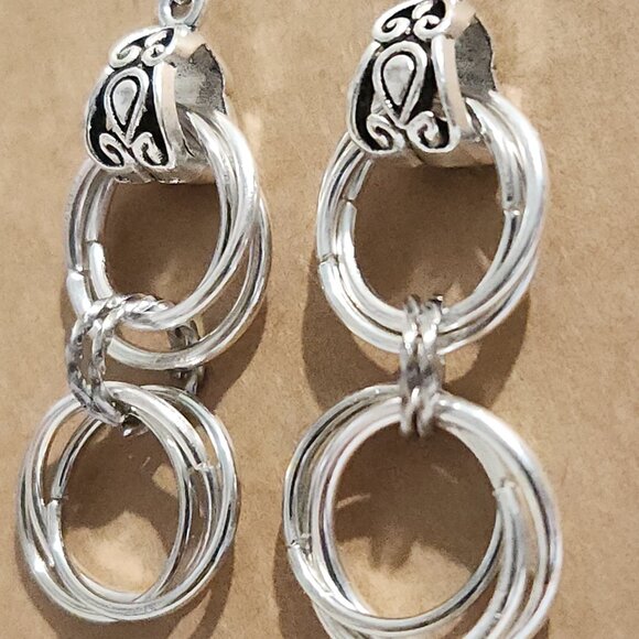 Handmade - Elegant Mobius Spiral Chainmail Earrings in Bright Tibetan Silver - Picture 5 of 7